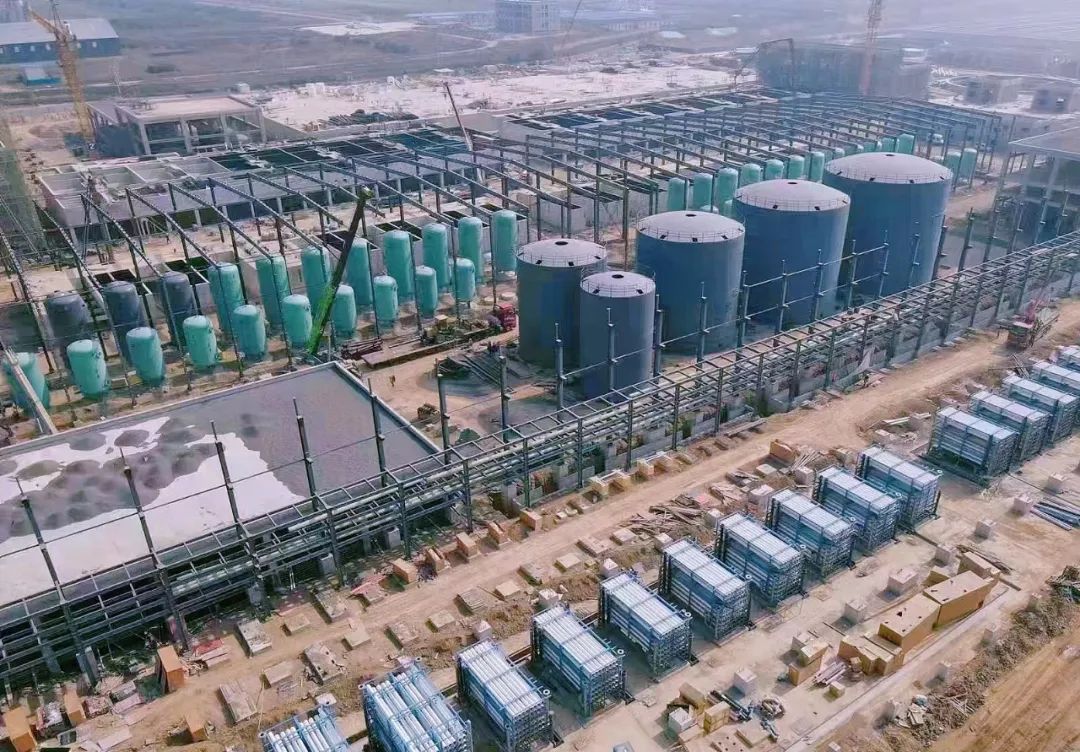 设备进。±献佑星甽zyq88高盐水零排放分盐技术助力国内最大工业园区污水处置项目实现废水资源化