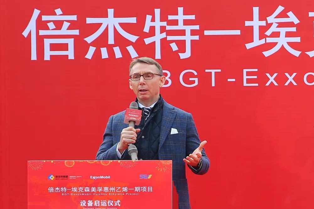 精诚合作 携试祠航--？松梨谖靼惨蚁┮黄谙钅可璞钙粼说淅裨猜晒Γ